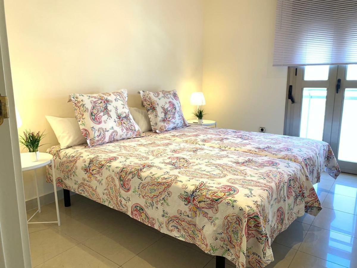 Appartamento Apartamento primera linea Málaga Esterno foto